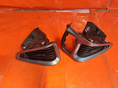 ✅2016 Ford Transit Custom Dash Air Vent Pair Left & Right BK21-V018B08 A373 - Image 4