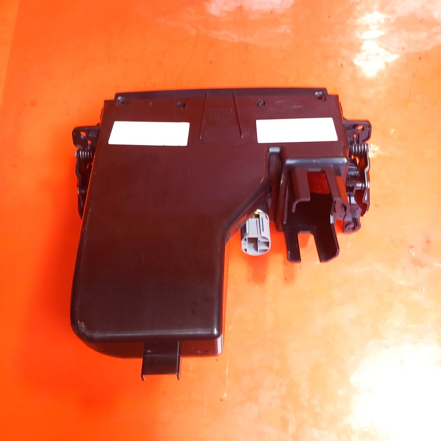 2019 Ford Galaxy MK3 Zetec Ashtray EM2B-R045P64-AN Warranty A345 - Image 10