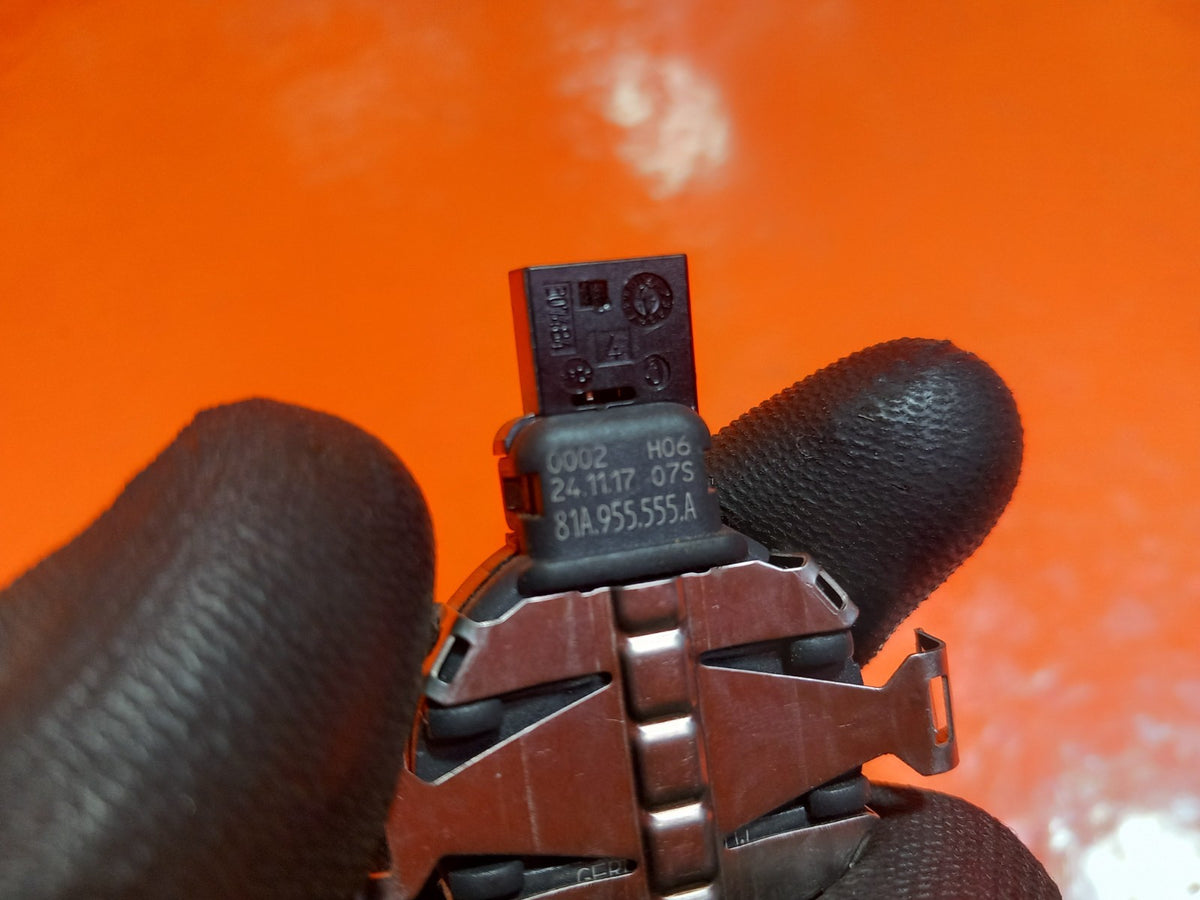 ebay-src:https://i.ebayimg.com/00/s/mtiwmfgxnjaw/z/pjwaaesw1ufqvw1v/$_57.jpg