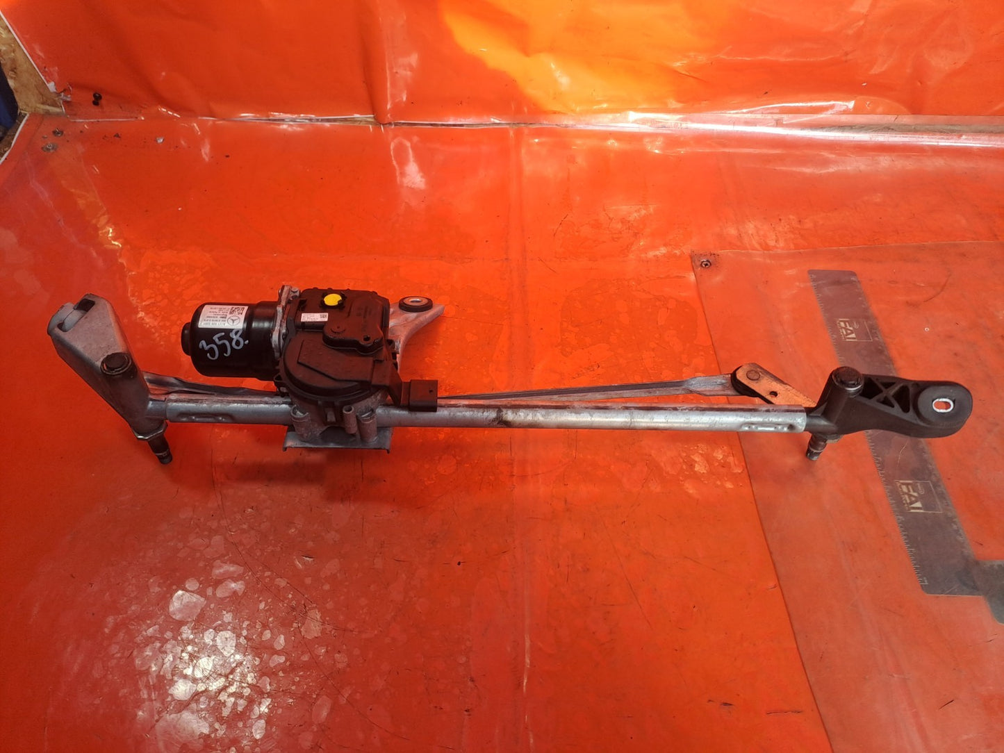 ✅2021 MERCEDES CLA C118 AMG LINE FRONT WIPER MOTOR & LINKAGE A1778205001 A358 - Image 4