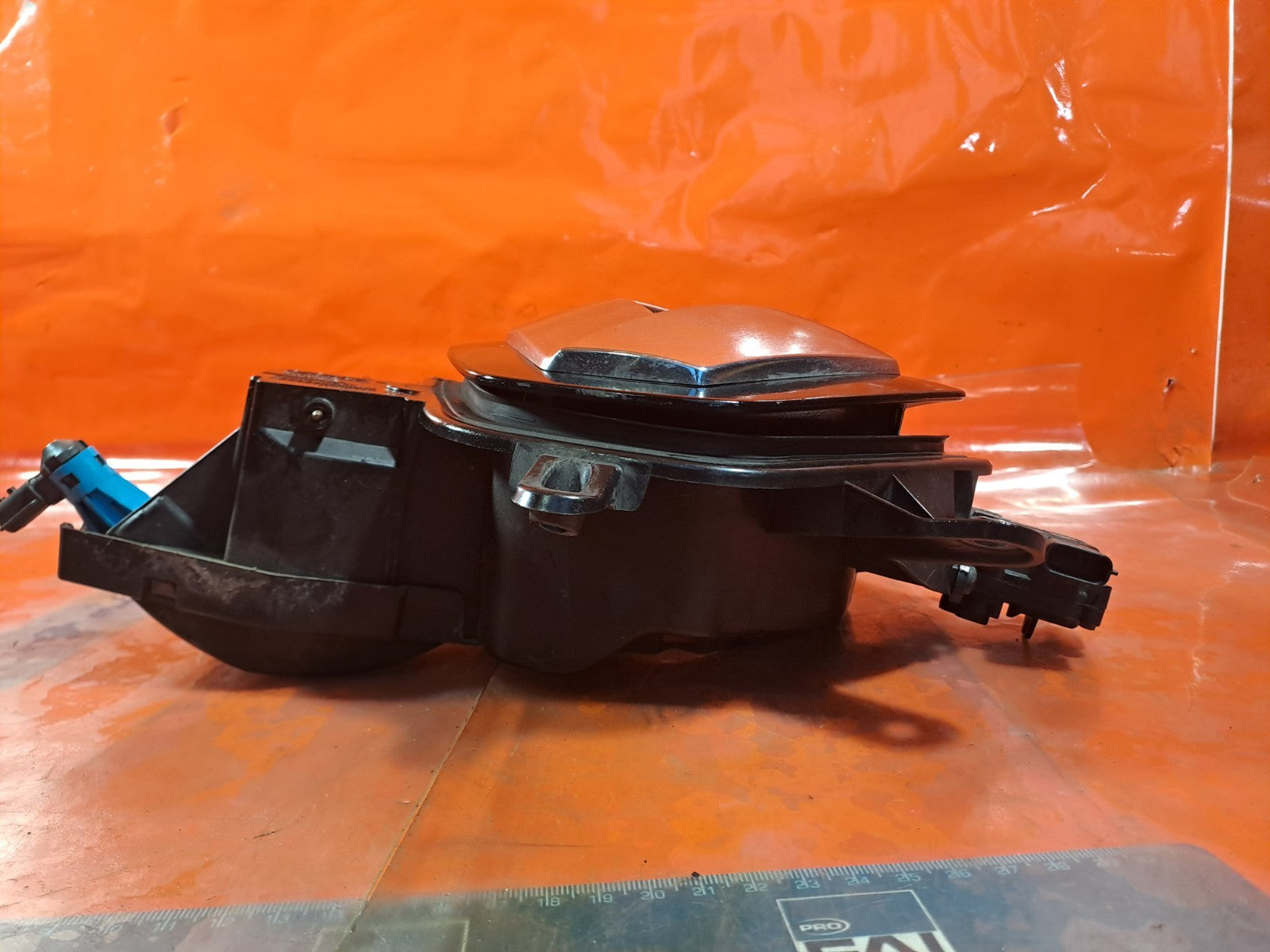 ✅2015 RENAULT ZOE DYNAMIQUE FUEL FILLER FLAP 1119985X + WARRANTYA317 - Image 10