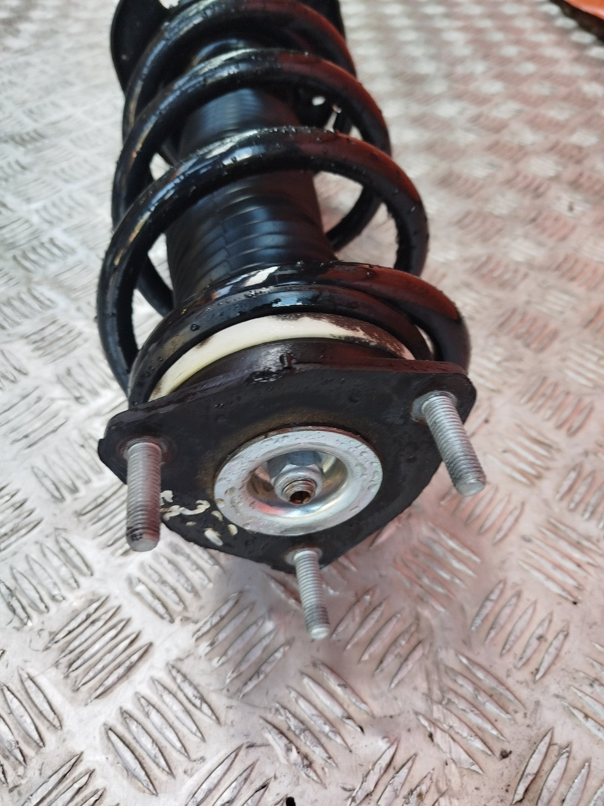 ebay-src:https://i.ebayimg.com/00/s/mtywmfgxmjaw/z/tpiaaeswislql7tm/$_57.jpg
