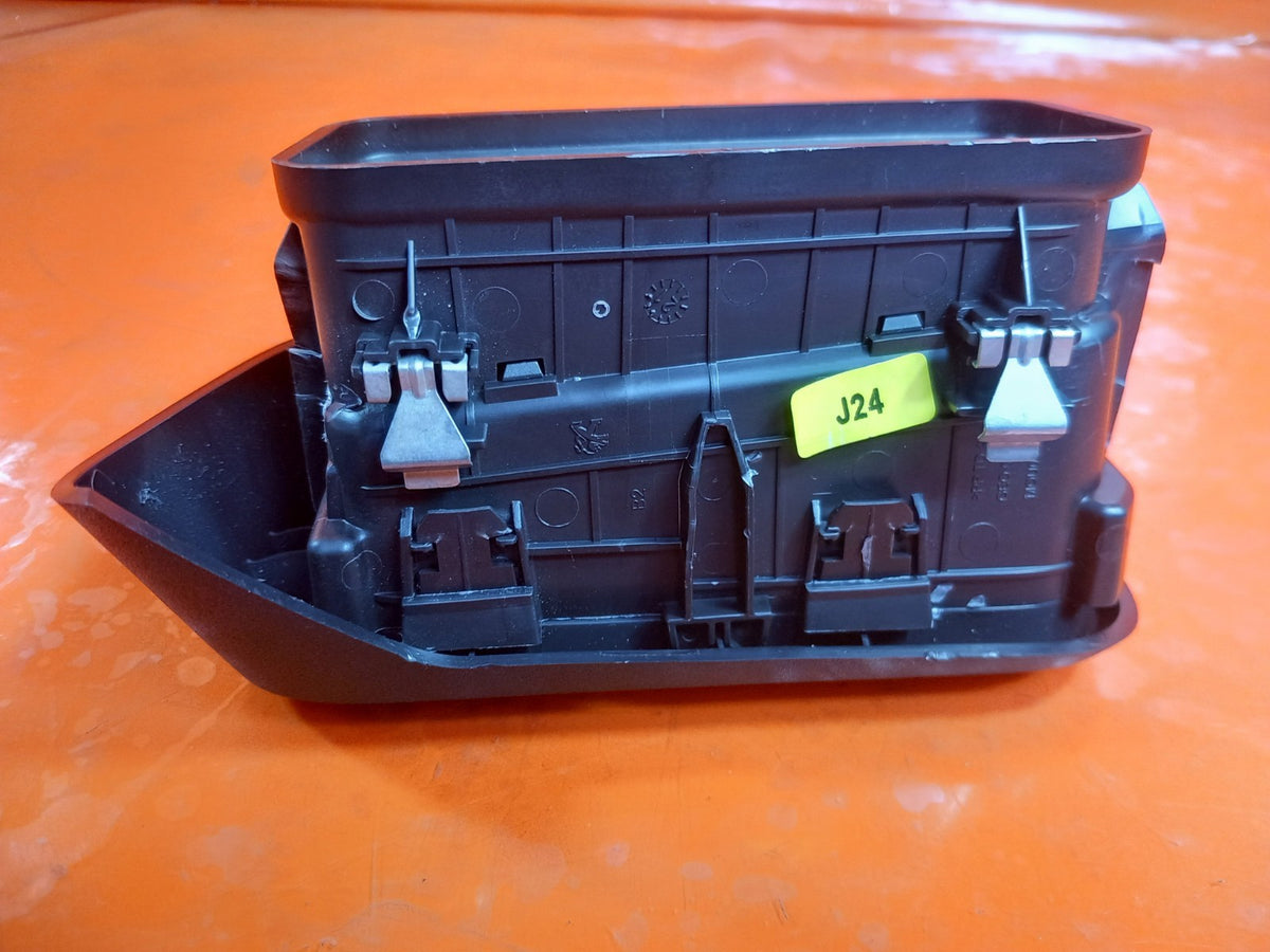 ebay-src:https://i.ebayimg.com/00/s/mtiwmfgxnjaw/z/vgyaaesw8nzqvg7w/$_57.jpg