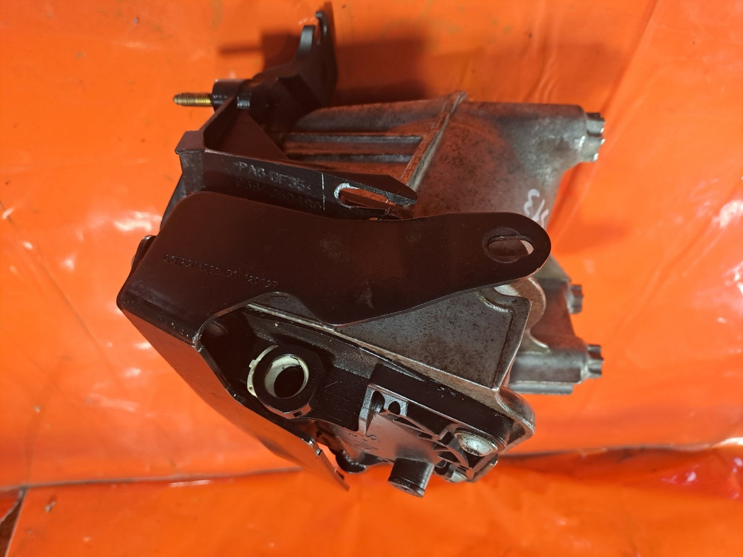 ✅2013 Ford Focus MK3 Oil Filter Housing 9684350480 + Warranty A313 - Image 6