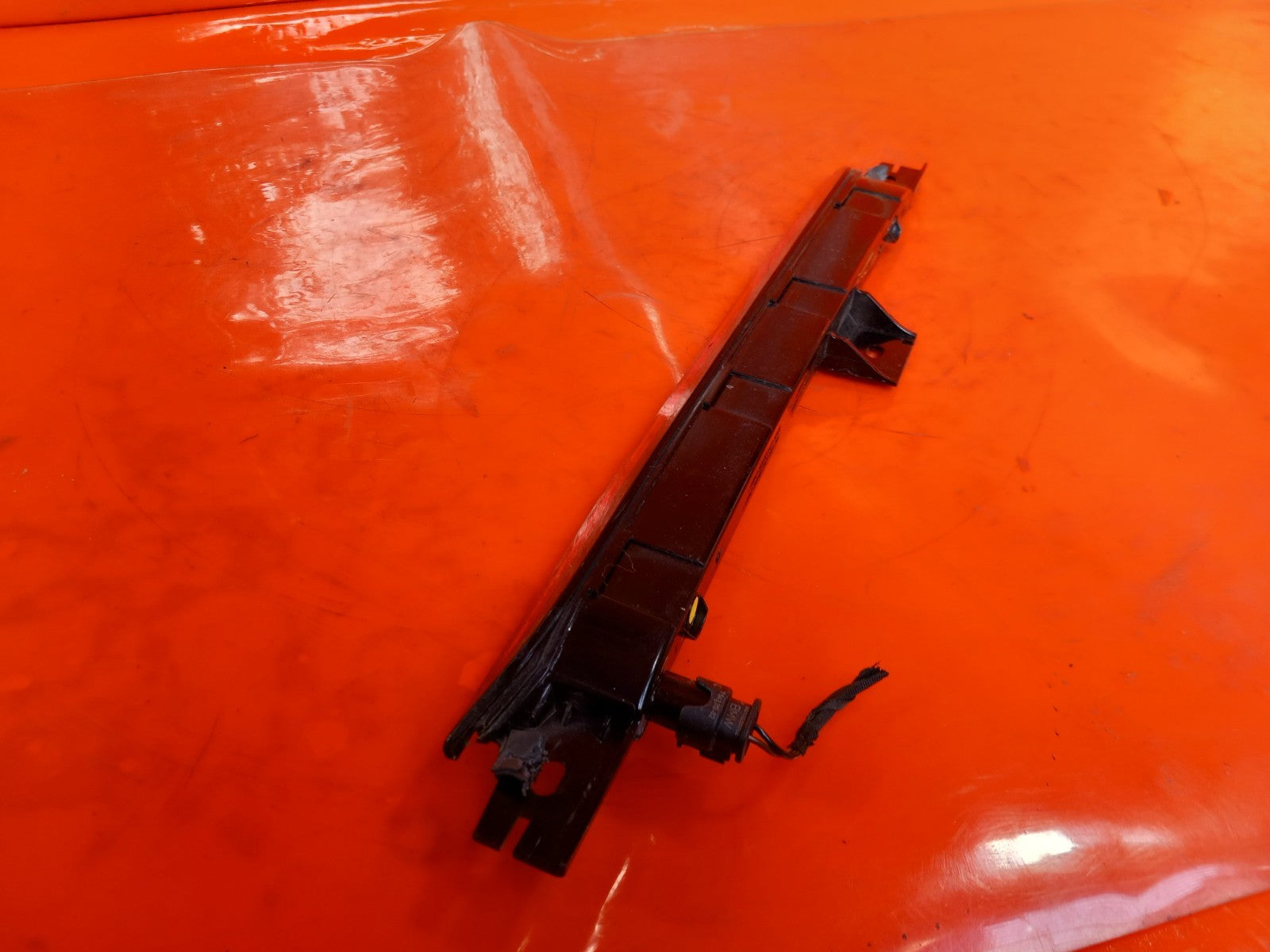 BMW X5 G05 Xdrive 50e M Sport 3.0 Petrol 2025 Third Rear Brake Brake Light A398 - Image 7