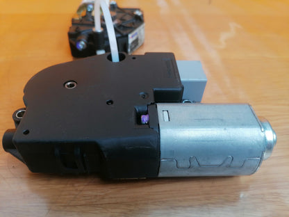 ebay-src:https://i.ebayimg.com/00/s/mtiwmfgxnjaw/z/zqoaaoswnmhlnq2a/$_57.jpg