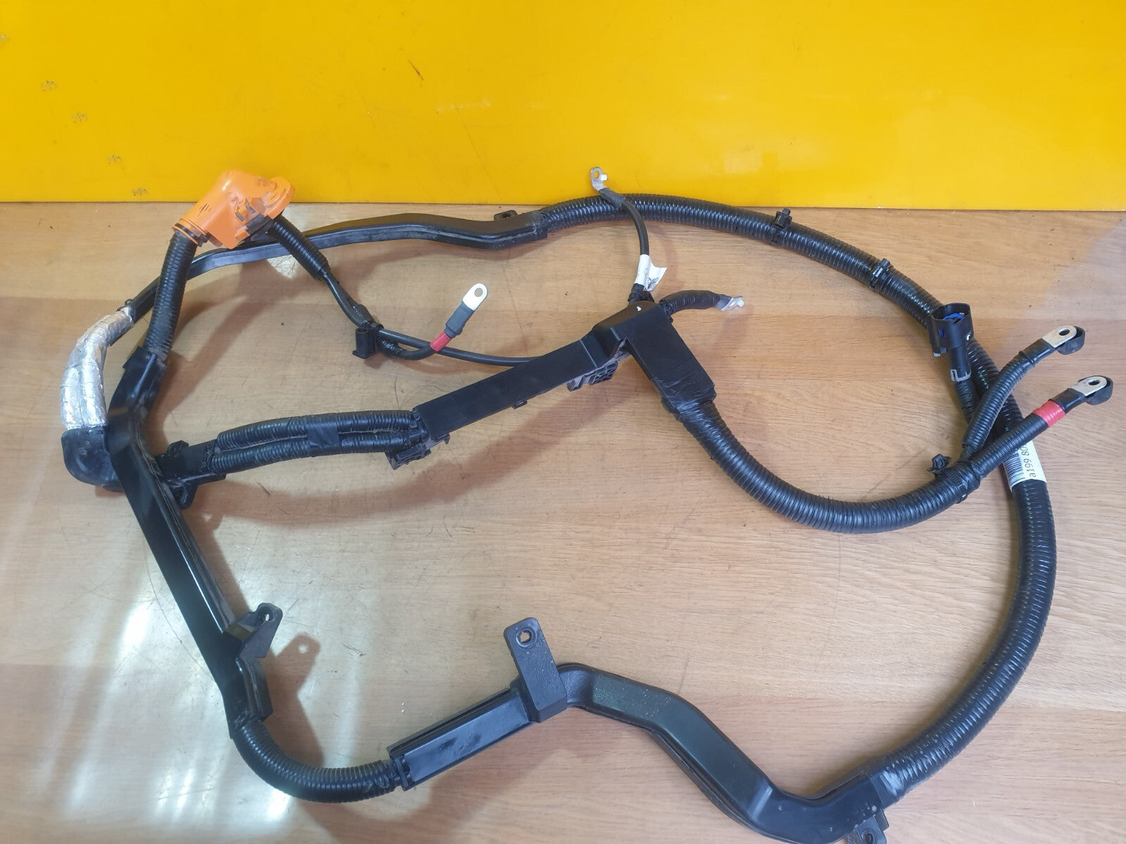 ebay-src:https://i.ebayimg.com/00/s/mtiwmfgxnjaw/z/y-aaaoswpzbmkp~p/$_57.jpg