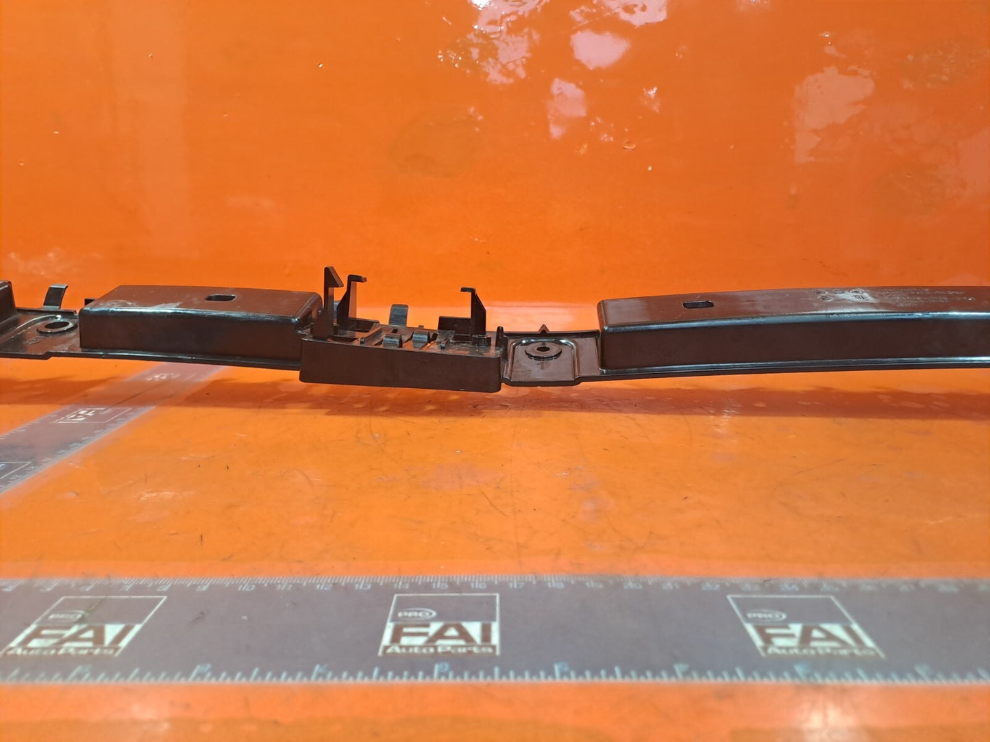 2024 TESLA MODEL 3 LONG Rear Bumper Center Support Bracket 1757096-00-D A207 - Image 12