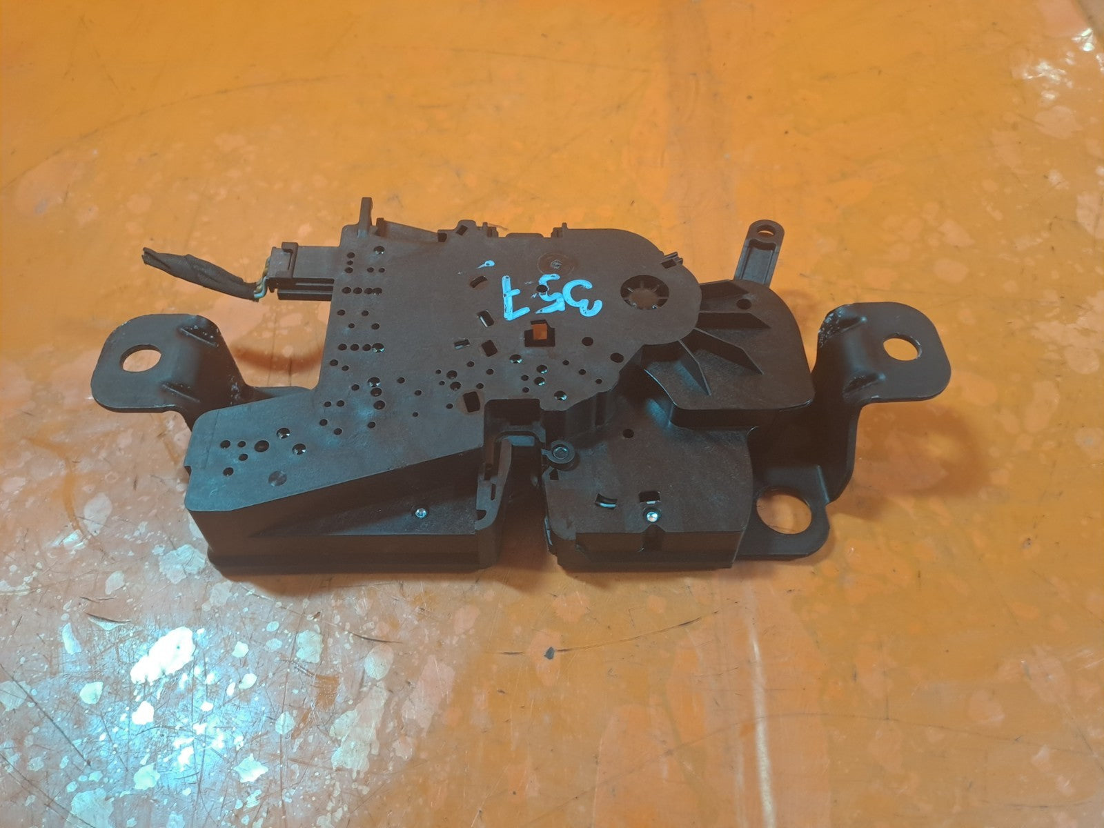 ✅BMW G20 320I 2.0 PETROL 2021 TAILGATE BOOT LOCK CATCH LATCH 7383283 Warranty - Image 11