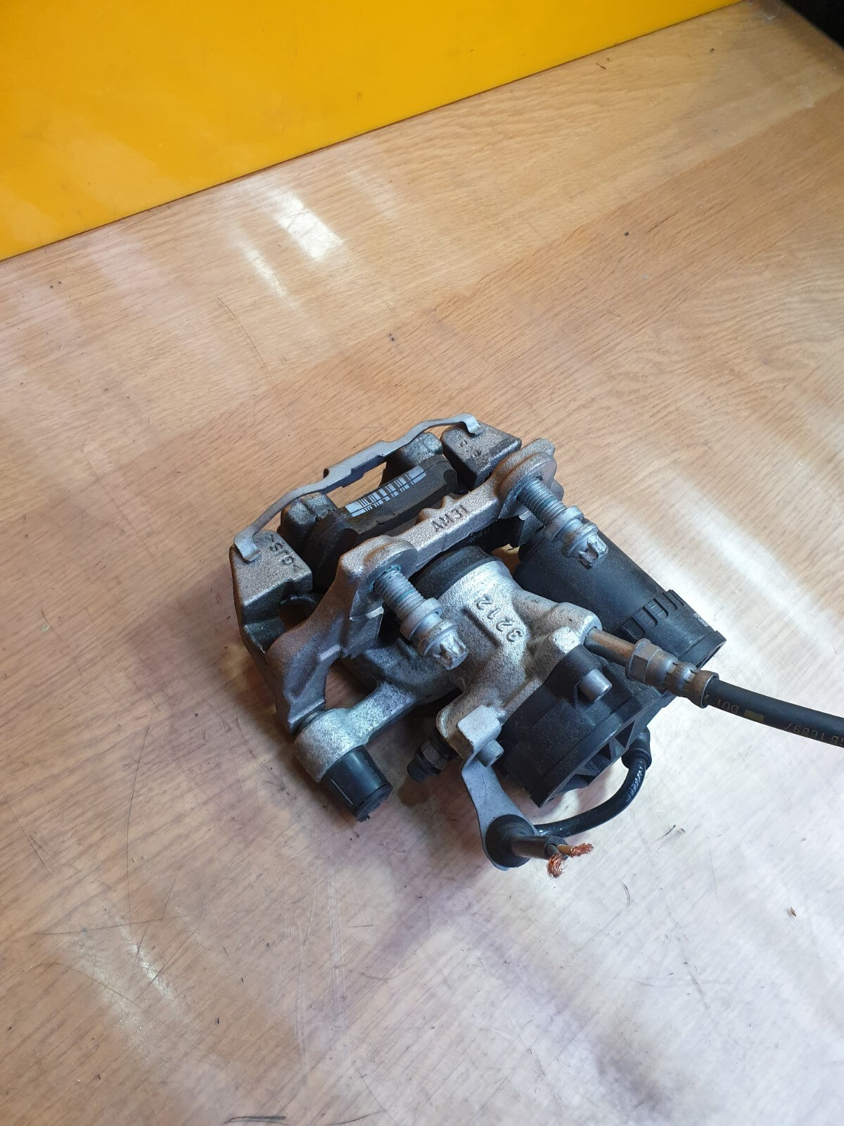 2023 BMW 1 Series F40 Rear Left Brake Caliper 1543679 Warranty A151 - Image 5