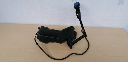 ✅Mercedes CLS 450 W257 3.0 Petrol 2019 Windscreen Washer Bottle Tank A2058600860 - Image 4