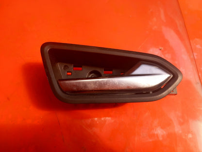 Renault Captur 1.6 Petrol 2023 Rear Right Interior Door Handle 826721378R A392 - Image 2