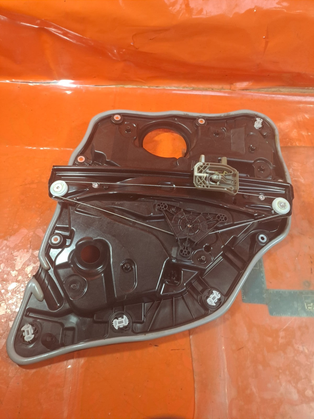 ebay-src:https://i.ebayimg.com/00/s/mtywmfgxmjaw/z/bbqaaeswcuppqr3j/$_57.jpg
