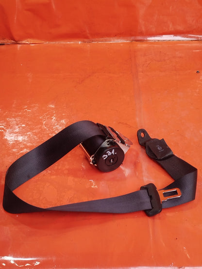 ✅RENAULT CLIO V 1.6 PETROL 2025 REAR CENTRE SEAT BELT 888509558R 642976100C A331 - Image 1