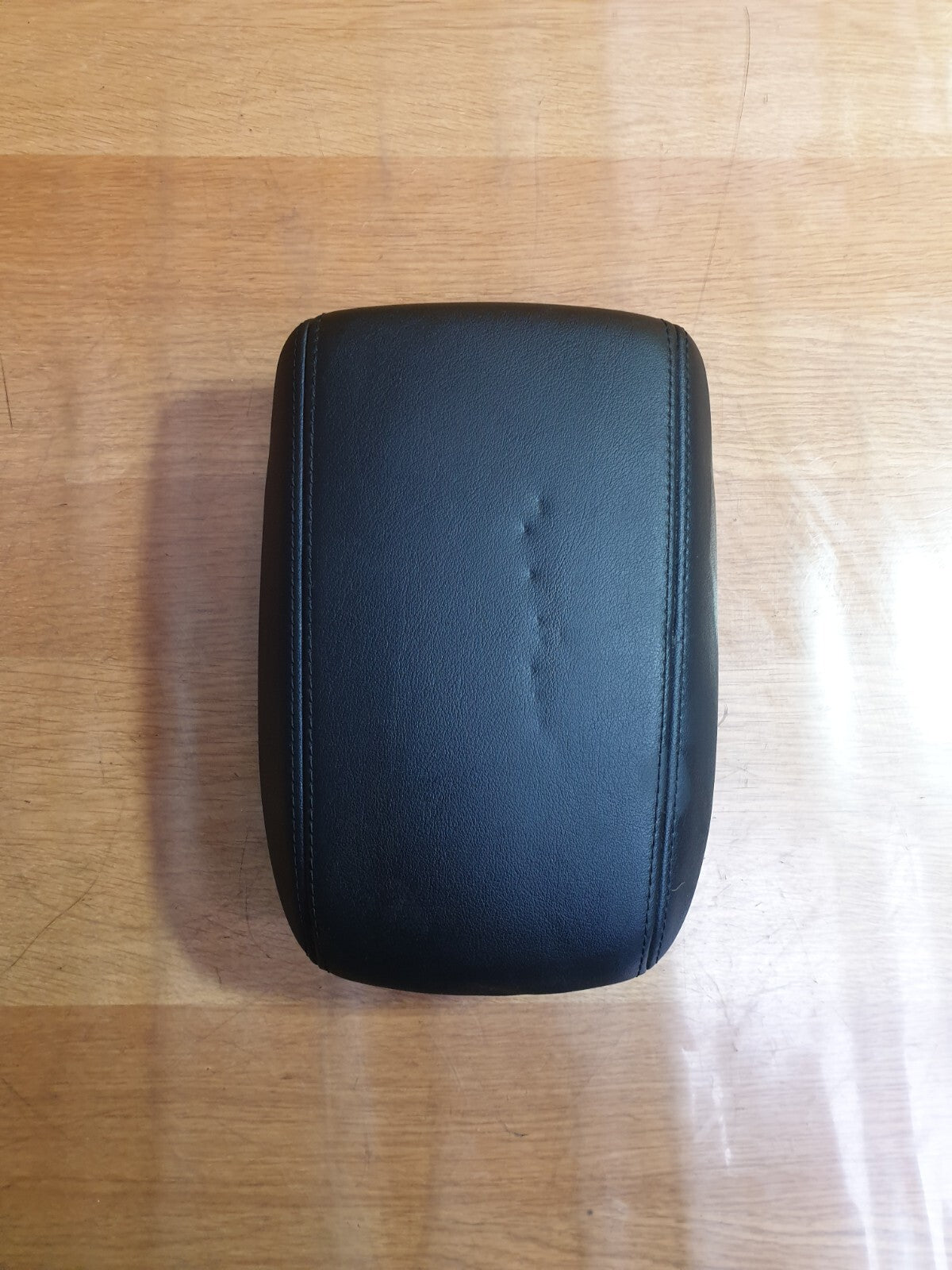 ✅2022 Ford Focus Active Centre Console Armrest JX7B-A045C74-AJW + Warranty A136 - Image 2