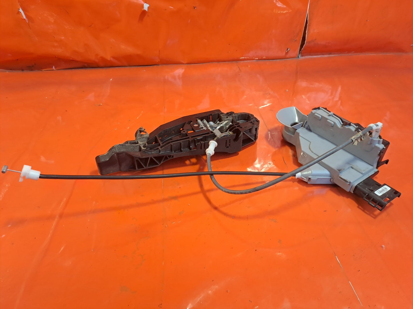 ✅Citroen Berlingo 650 1.5 Diesel 2020 Rear Left Door Lock 16943588 Warranty A381 - Image 3