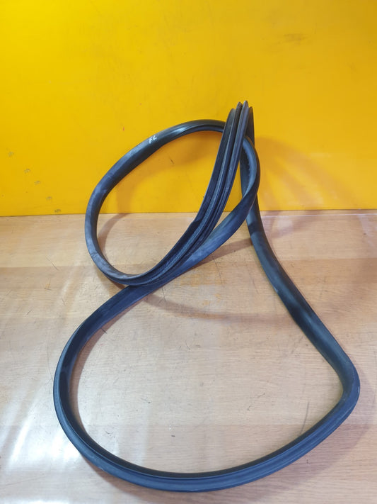 ✅2022 TESLA MODEL Y FRONT LEFT DOOR SEAL + WARRANTY A172 - Image 1