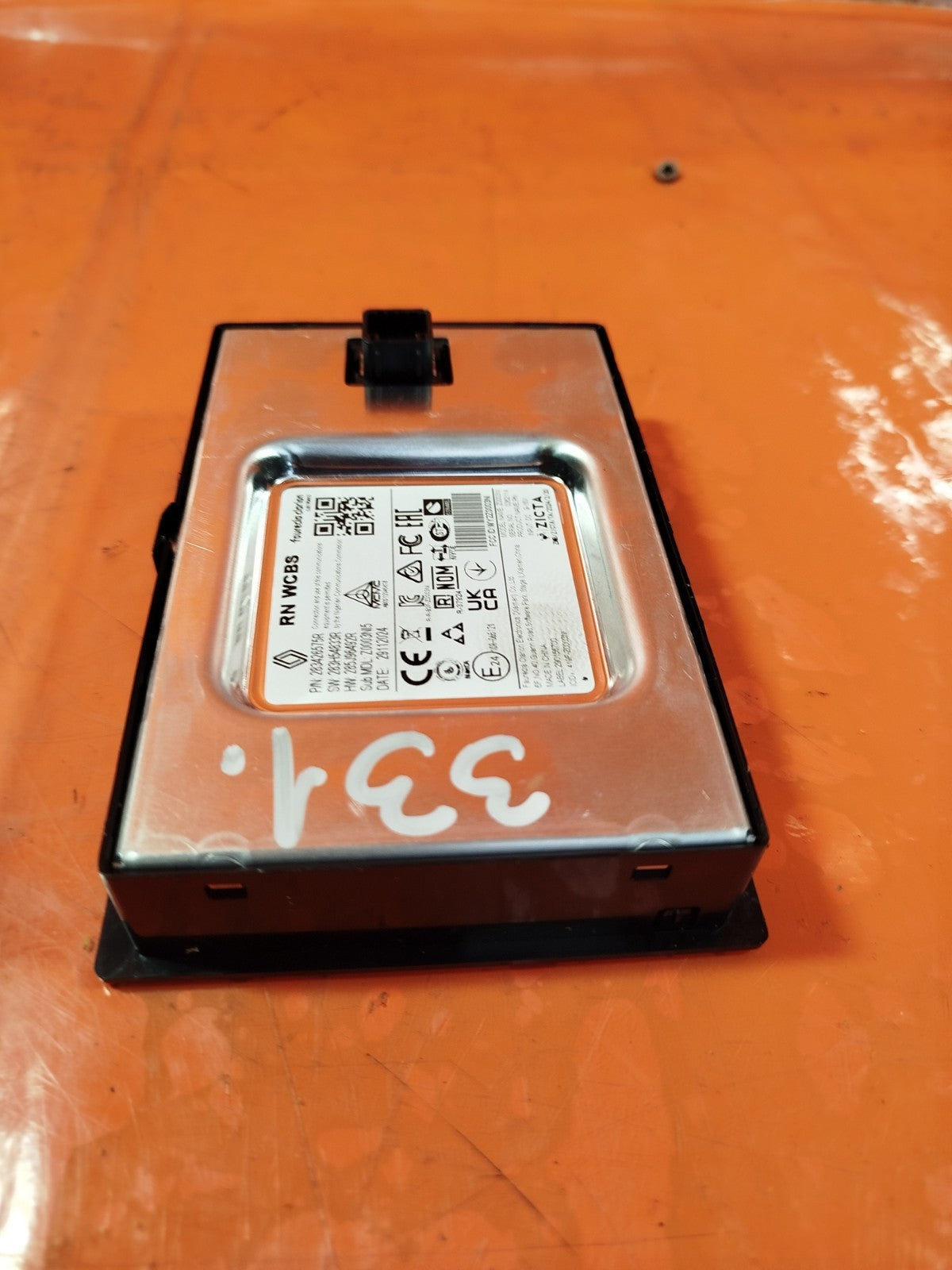 ✅RENAULT CLIO V 1.6 PETROL 2025 WIRELESS CHARGING MODULE 283H54833R 283426575R - Image 6