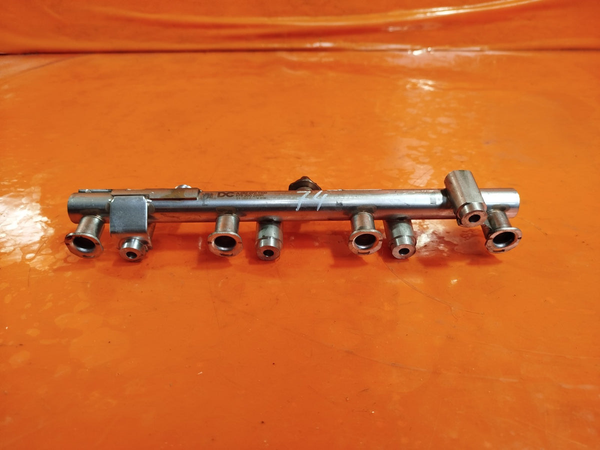 2022 Mercedes CLA W118 1.3 Petrol Fuel Rail A2820703900 Warranty A374 - Image 2