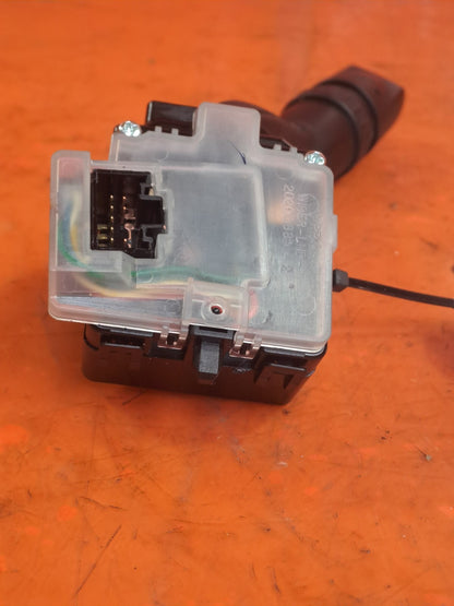 ✅Ssangyong Korando S 2013 2.0 Diesel WIPER CONTROL SWITCH STALK 202008891 A282 - Image 8
