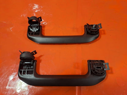 ✅2023 POLESTAR 2 LONG RANGE INTERIOR ROOF GRAB HANDLES SET + WARRANTY A312 - Image 7