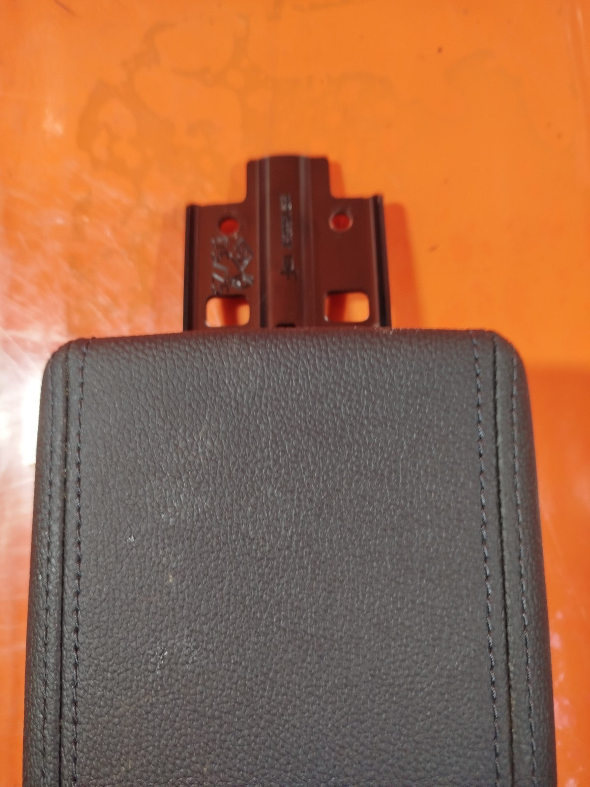 ✅RENAULT CLIO V 1.6 PETROL 2025 CENTRE CONSOLE LEATHER ARMREST Warranty A331 - Image 4