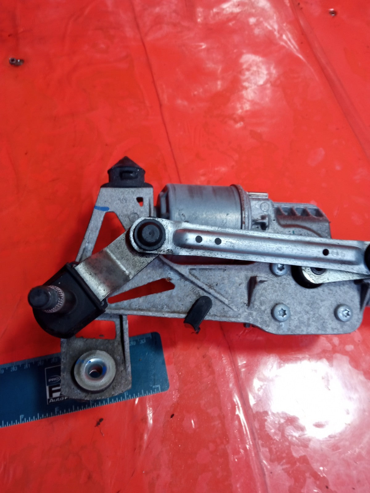 ✅Jaguar I-Pace Ev400 X590 2020 Front Wiper Motor and Linkage J9D317500BC A375 - Image 9