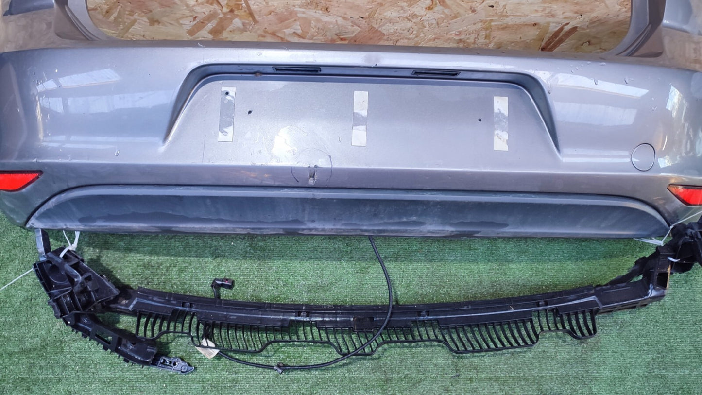✅VW GOLF MK7 1.2 PETROL 2013 REAR BUMPER COMPLETE GREY Warranty A098 - Image 5