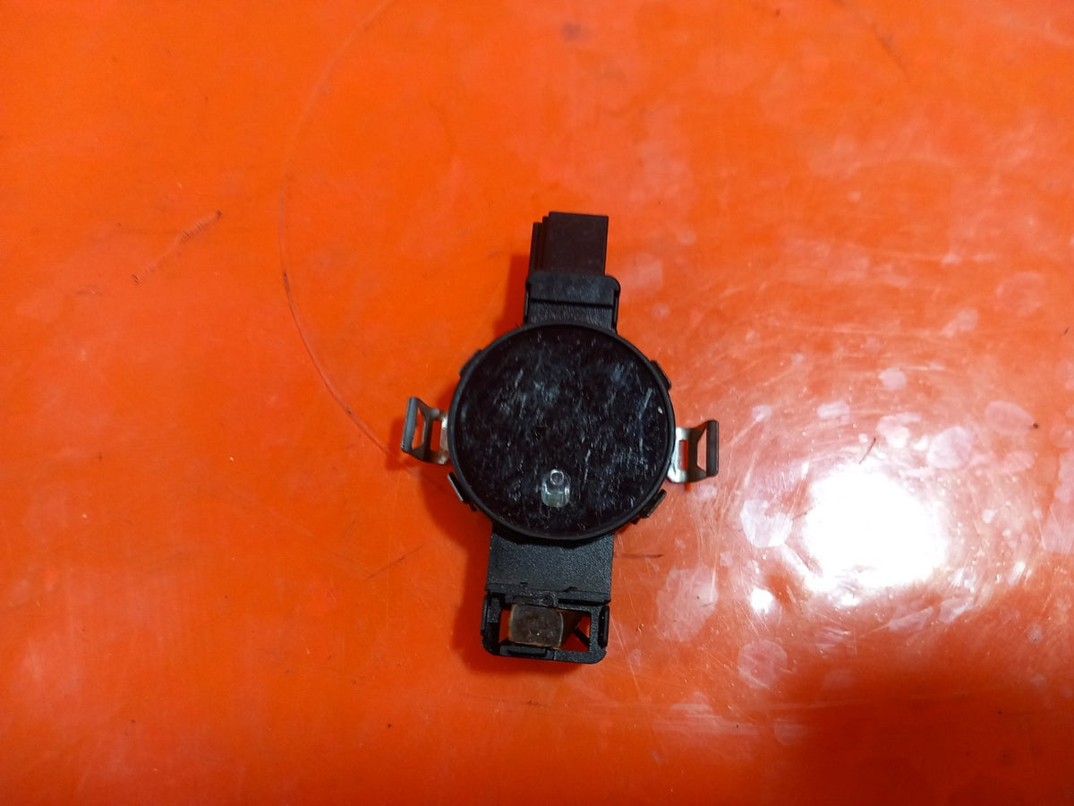 ebay-src:https://i.ebayimg.com/00/s/mtiwmfgxnjaw/z/cpcaaesw~dtqvw1y/$_57.jpg