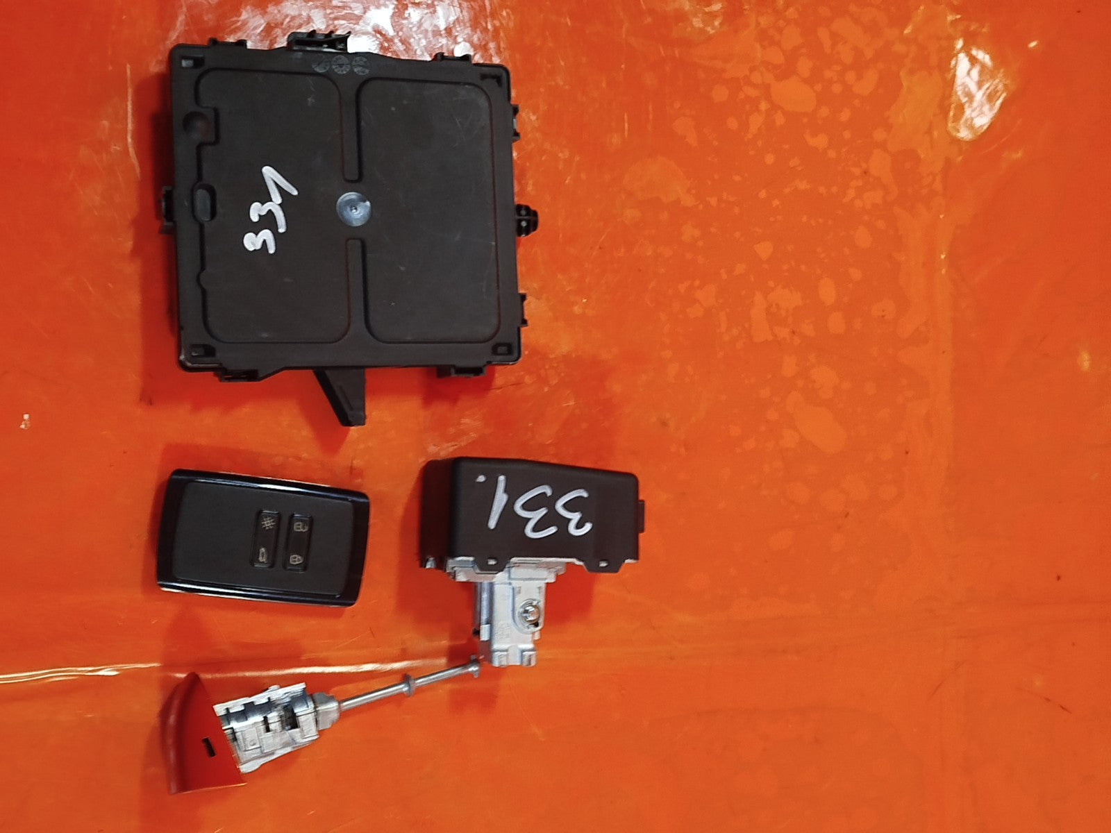 ✅2025 RENAULT CLIO V B7 1.6P BODY CONTROL MODULE & LOCKING SET 284B25453R A331 - Image 7
