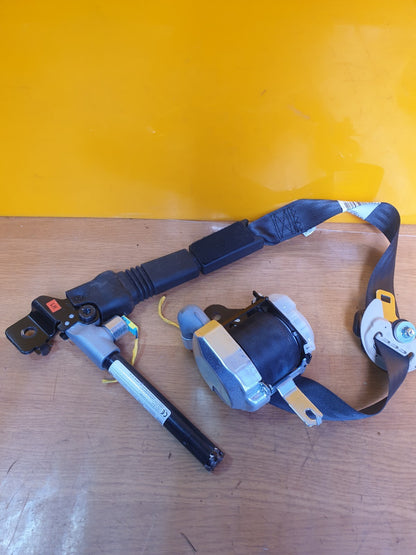 ✅2016 SSANGYONG TIVOLI XLV 1.6XDi FRONT LEFT SEAT BELT 74601-35400 + WARRANTY - Image 1