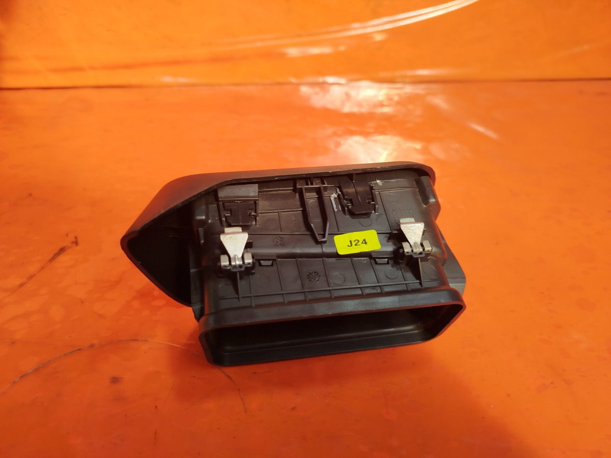 2020 Vauxhall Combo MK4 Dash Right Air Vent MOU022342 Warranty A414 - Image 3