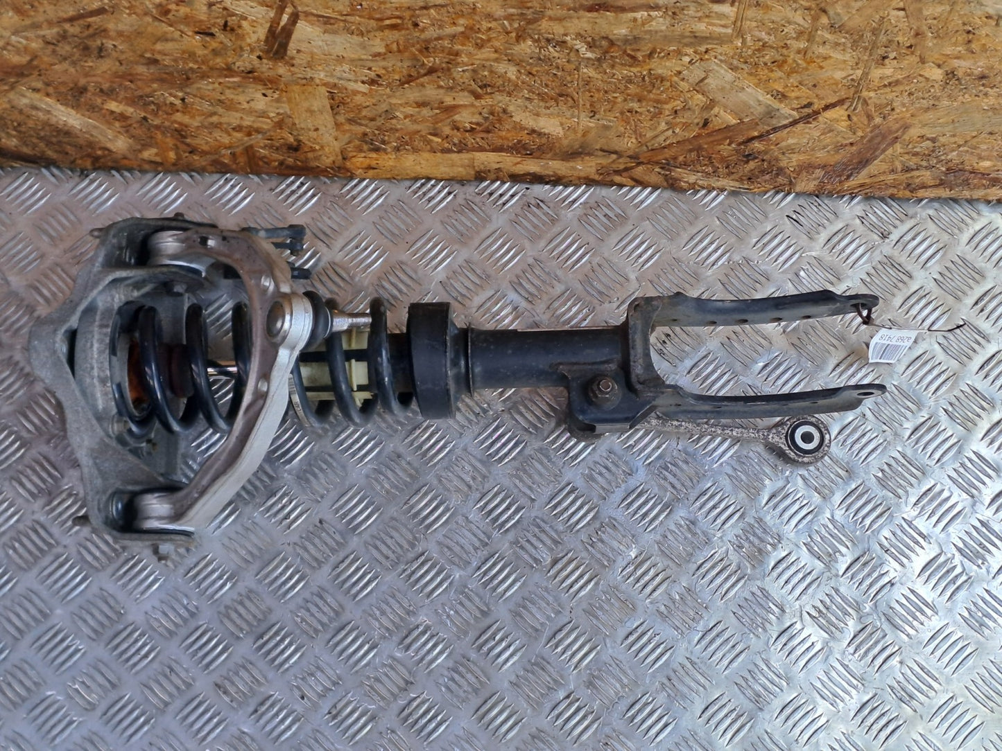 ✅Porsche Cayenne V6 2010 3.6 Petrol Front Left Strut Shock 7L5412021CQ Warranty - Image 1