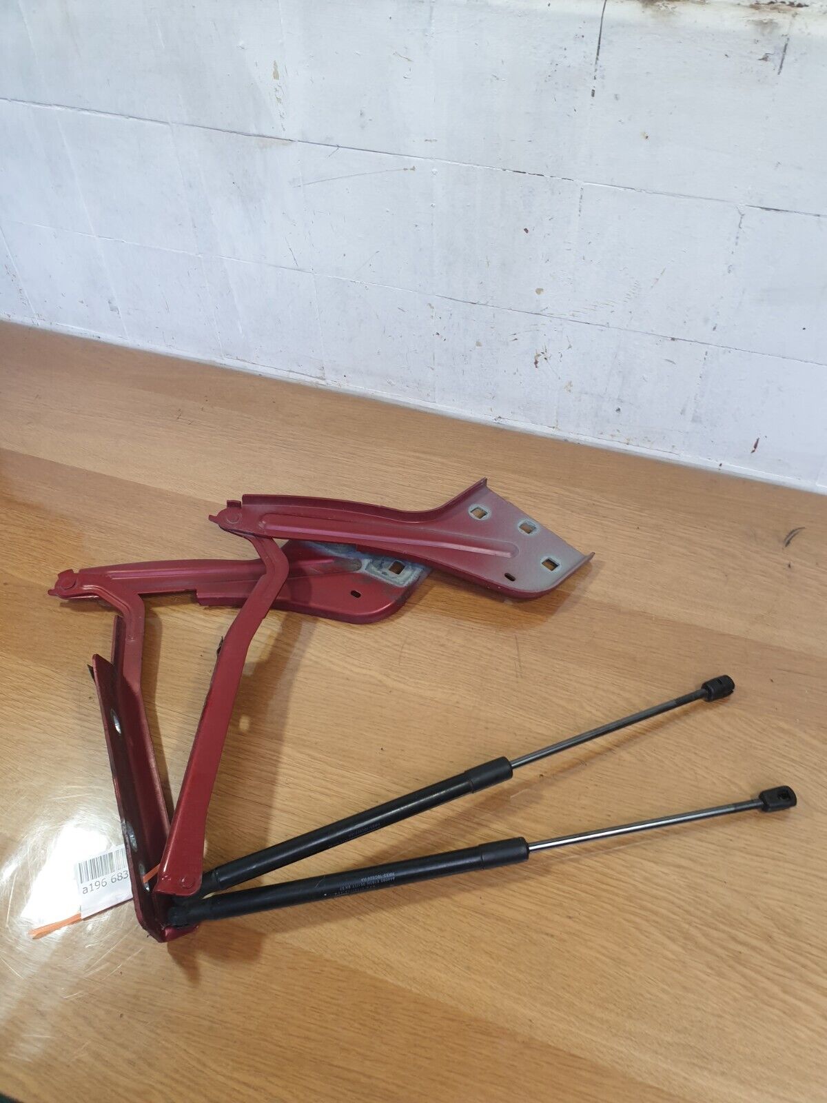 JAGUAR F-PACE X761 3.0 PETROL 2017 BONNET HINGE PAIR & GAS STRUTS HK8316C826AA