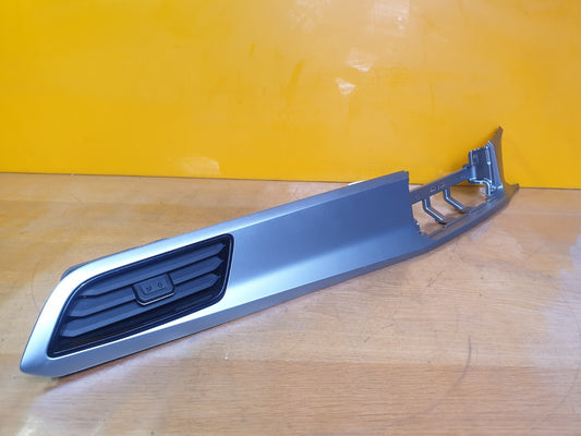 ✅VW T-ROC 1.5 PETROL 2022 DASHBOARD TRIM WITH AIR VENT 2GB858035A 2GB819703G - Image 2