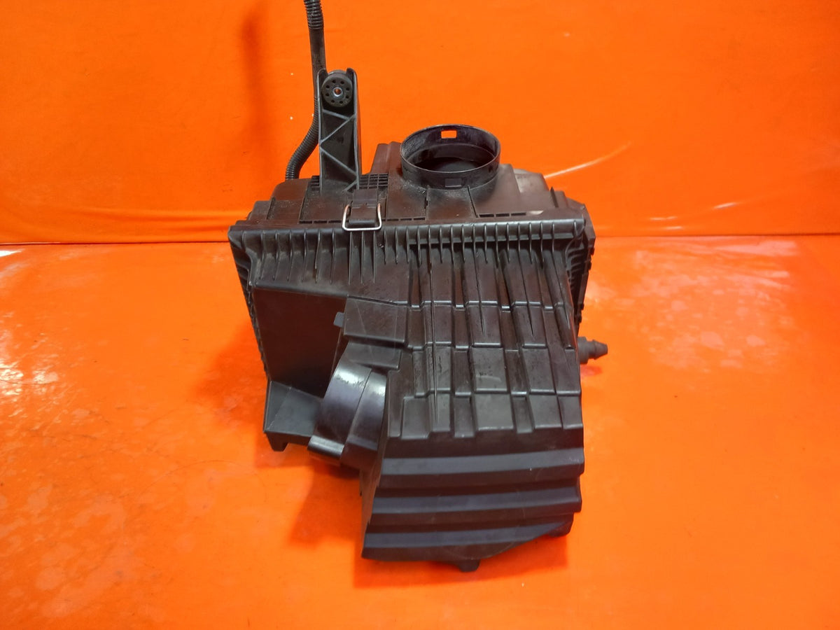 VW Transporter T6.1 T30 2019-2023 Air Filter Box 7E0129601AA Warranty A410 - Image 3