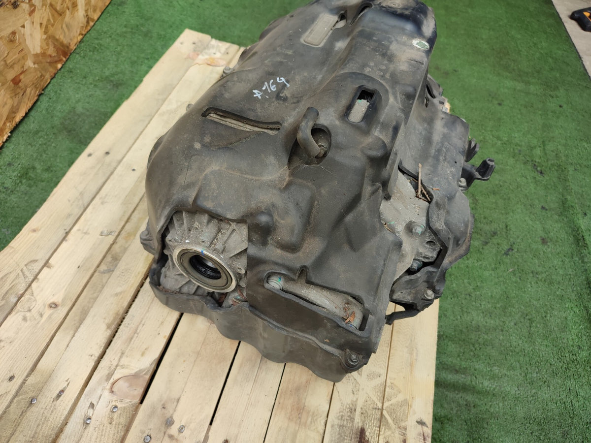 2022 Range Rover Evoque L551 1.5 PHEV Rear Electric Motor L8D2-4A520-AX A169 - Image 8