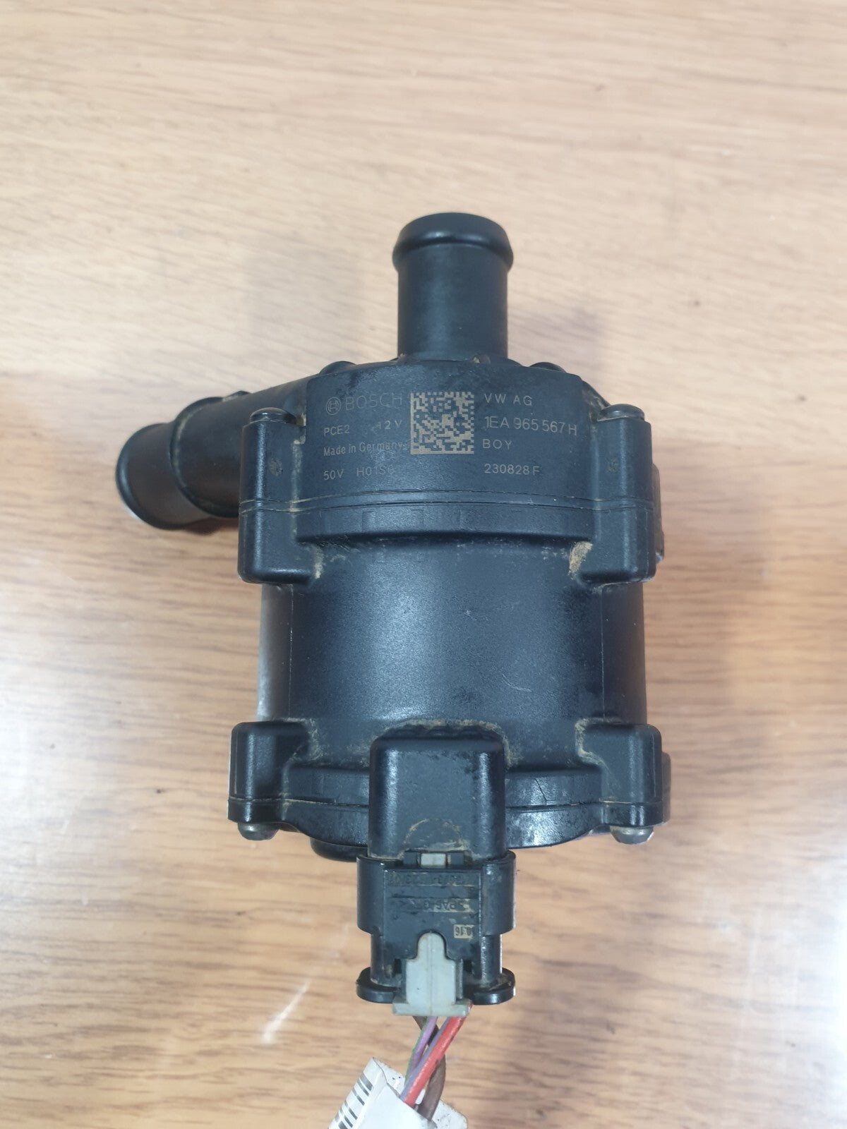ebay-src:https://i.ebayimg.com/00/s/mtywmfgxmjaw/z/yioaaoswqptmuqp2/$_57.jpg