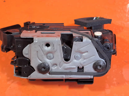 VW TAIGO LIFE 1.0 PETROL 2023 REAR RIGHT DOOR LOCK A5P5TA839016P Warranty A219 - Image 2