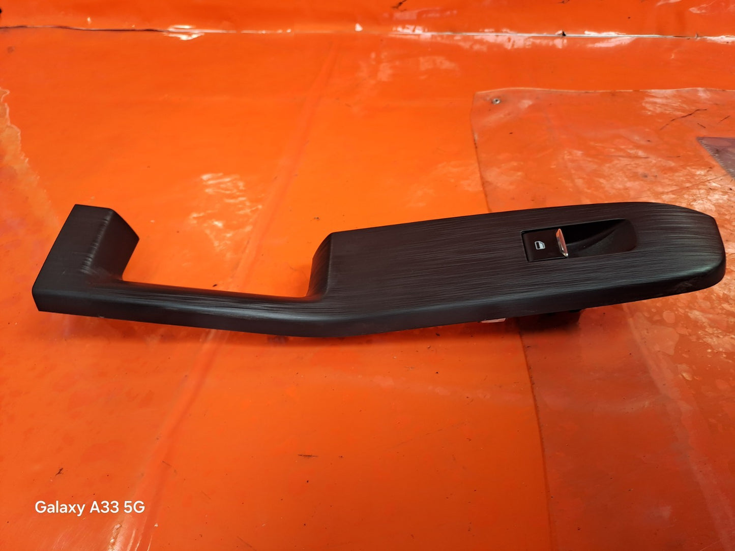 ebay-src:https://i.ebayimg.com/00/s/mtiwmfgxnjaw/z/izaaaeswvojo59t0/$_57.jpg