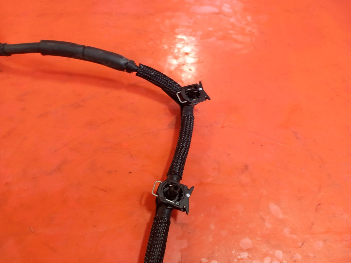 2023 VW Transporter ST-Line Fuel Injection Rail Wiring Warranty A416 - Image 5