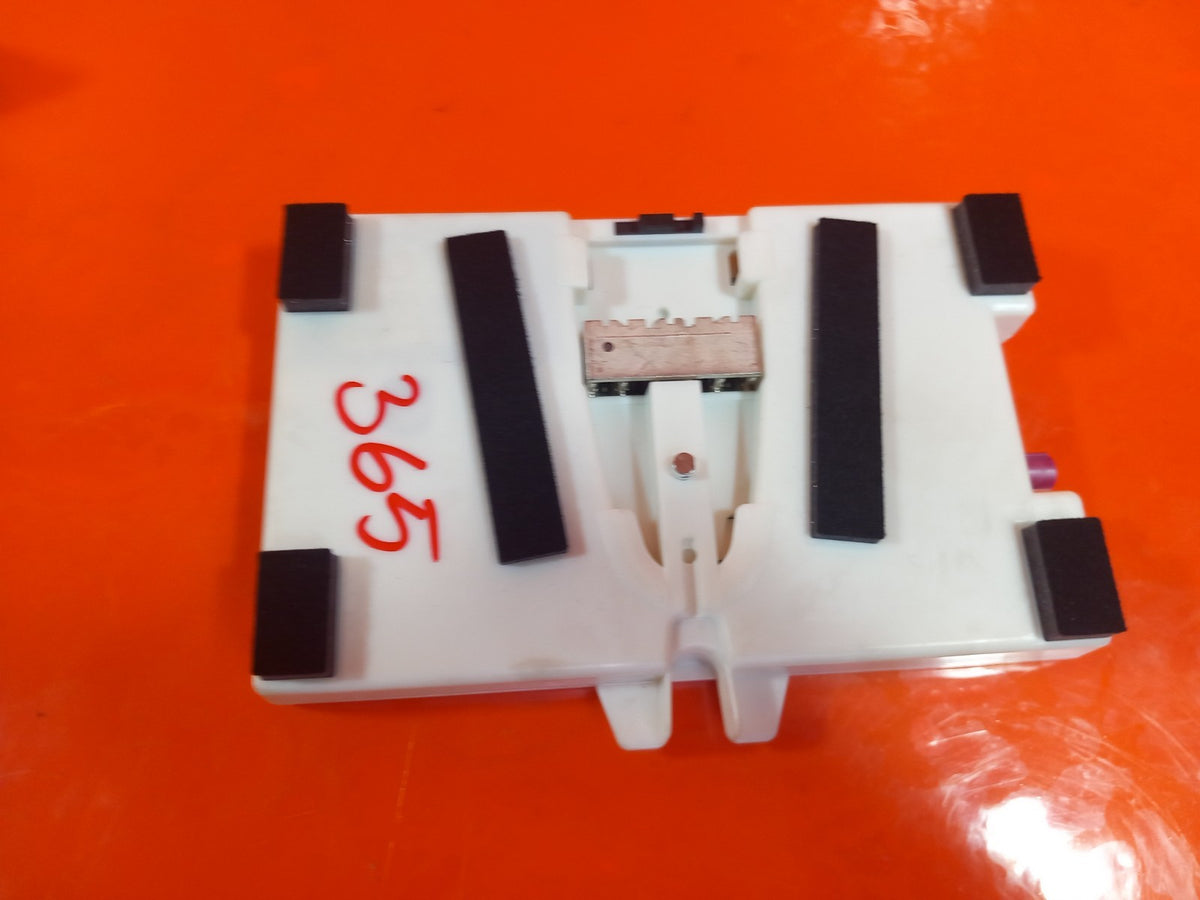 BMW F40 116D 1.5 Diesel 2021 Antenna Aerial Roof and Telematics ECU 6826326 A365 - Image 9