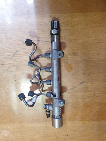 ✅2013 MERCEDES C CLASS W204 2.1CDI FUEL INJECTOR RAIL A6510700495 +WARRANTY A167 - Image 11