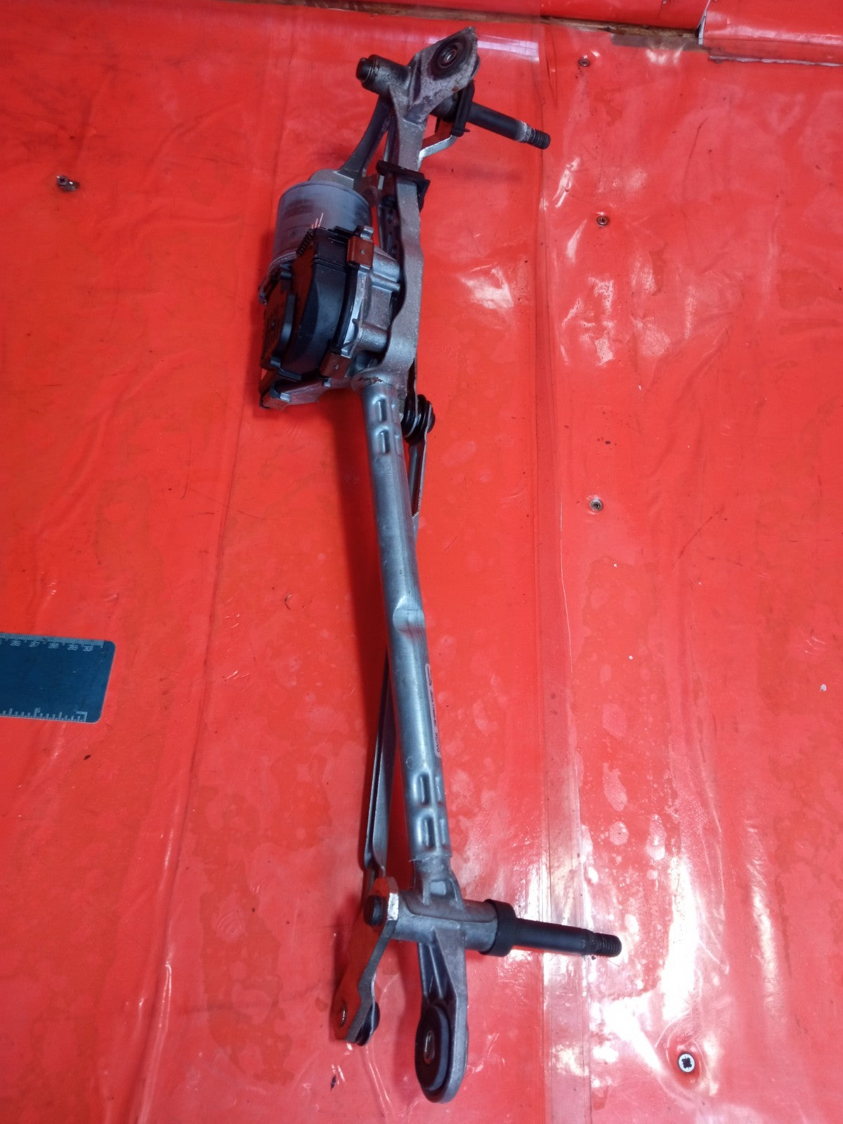 ✅Jaguar I-Pace Ev400 X590 2020 Front Wiper Motor and Linkage J9D317500BC A375 - Image 1
