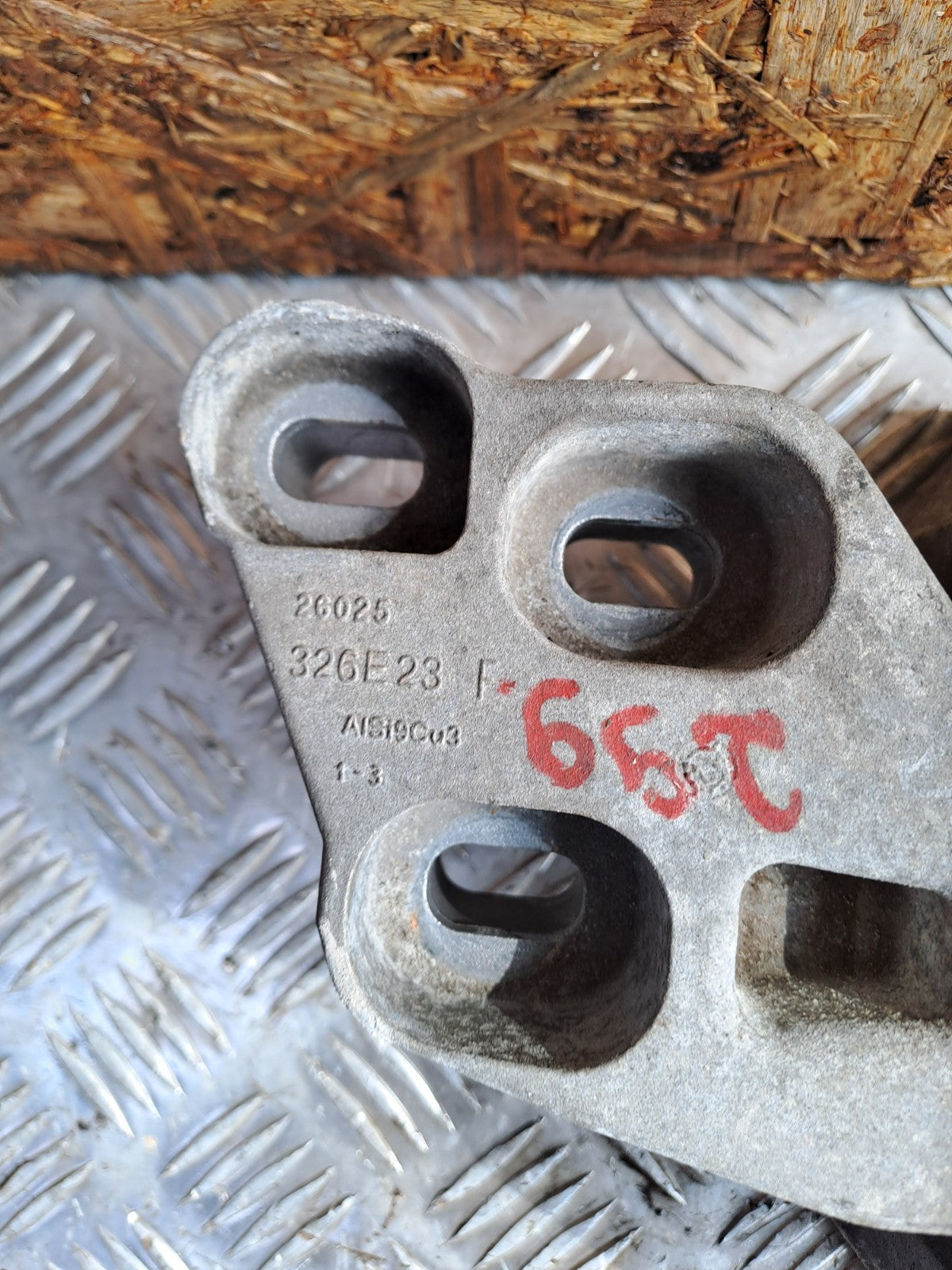 ebay-src:https://i.ebayimg.com/00/s/mtywmfgxmjaw/z/bpcaaeswe91oiiw-/$_57.jpg