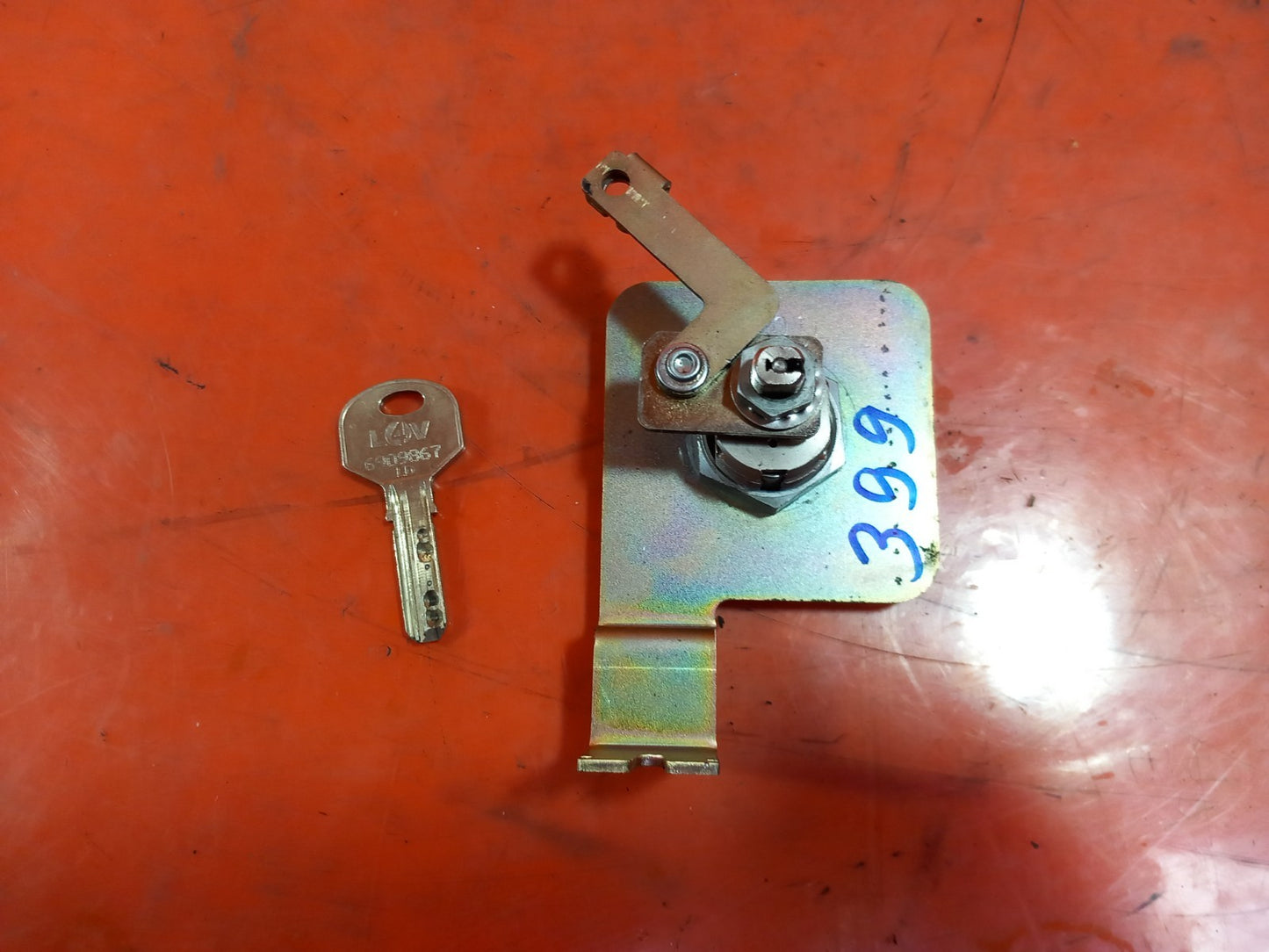 2021 Mercedes W415 Citan Sliding Door Lock Warranty A399 - Image 7