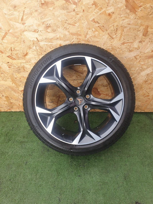 2023 CUPRA FORMENTOR 1.4P HYBRID ALLOY WHEEL & TYRE 245/40 R19 + WARRANTY A173 - Image 1