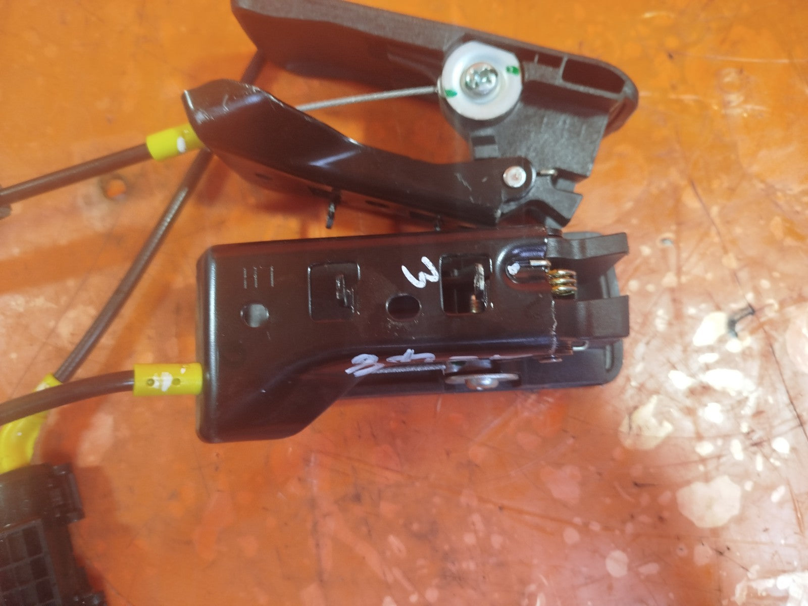 ✅HYUNDAI TUCSON MK4 1.6 PETROL 2023 FOLDING SEAT HANDLE & CABLE REAR PAIR A248 - Image 7