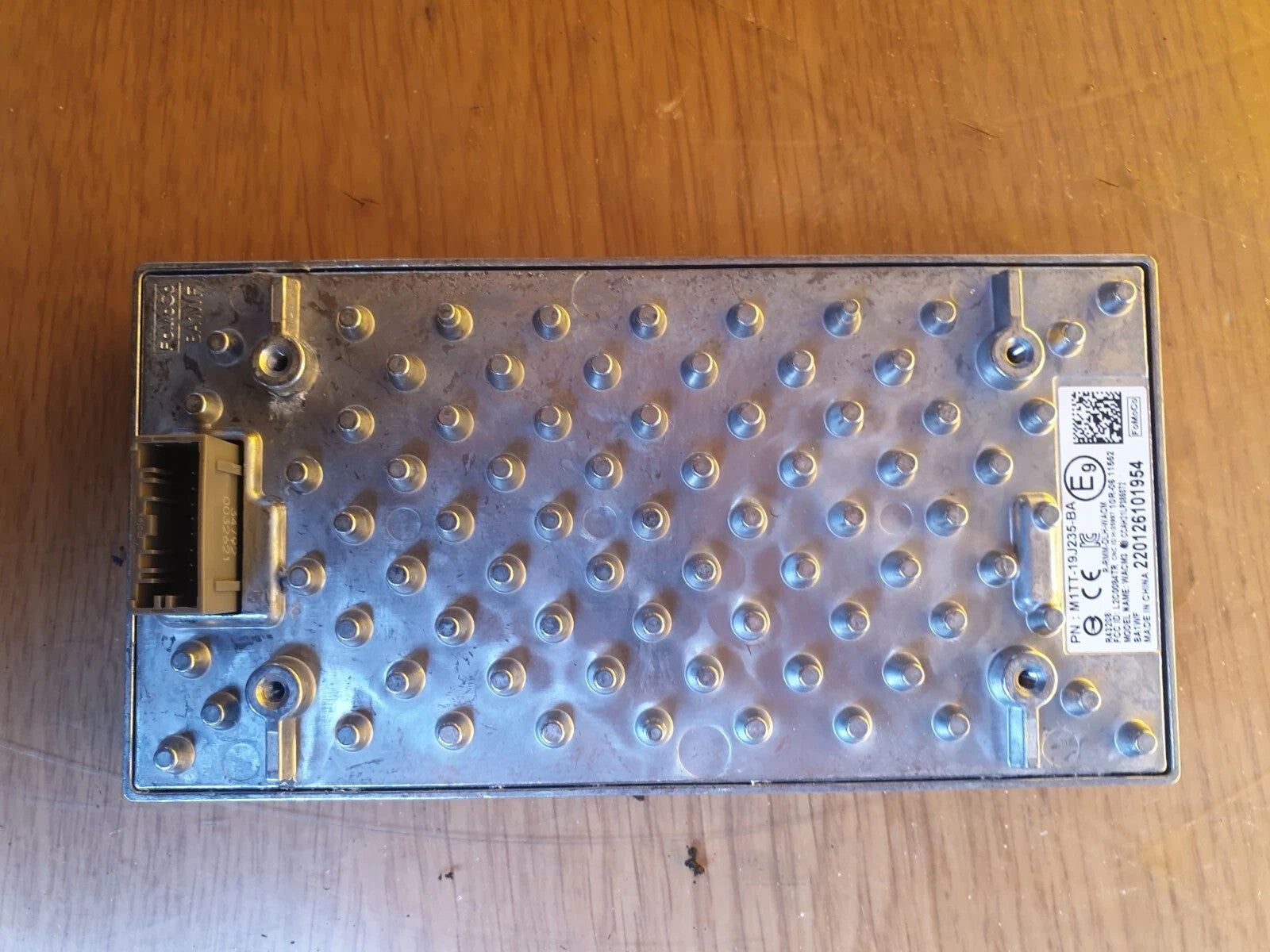 ebay-src:https://i.ebayimg.com/00/s/mtiwmfgxnjaw/z/puoaaeswamjqftws/$_57.jpg