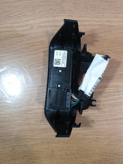 MERCEDES B CLASS W246 1.8 DIESEL 2012 ALARM TOW TOWING CONTROL SWITCH A211 - Image 5